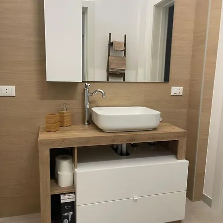 Nina Rooms&apartments شقة *
