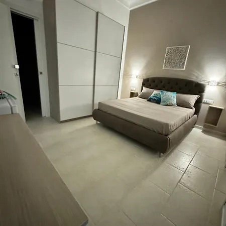 Nina Rooms&apartments ليتسانو